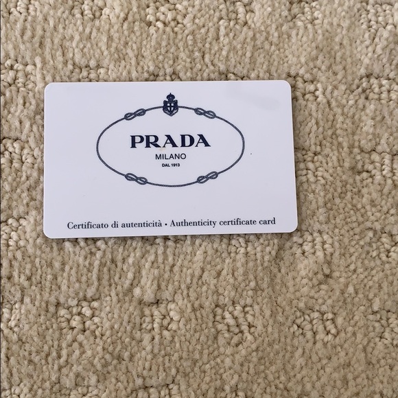 Medium Prada Saffiano Leather Galleria bag - Picture 9 of 9